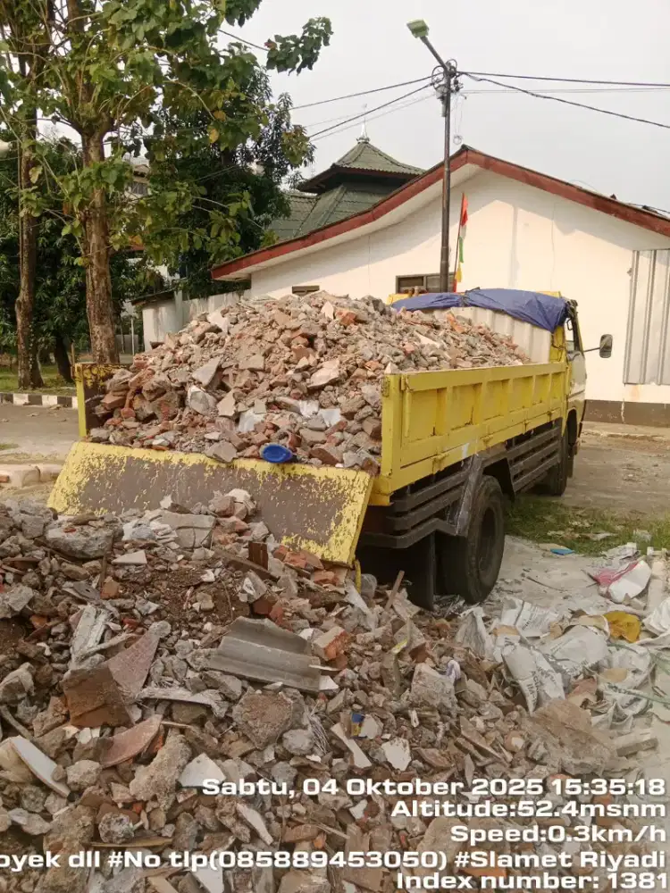Jasa buang puing buang tanah