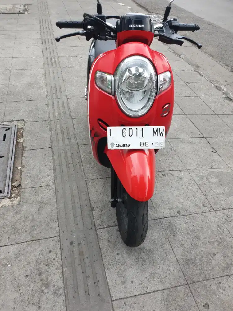 Scoopy Sporty th 2018 mulus pool pjk baru