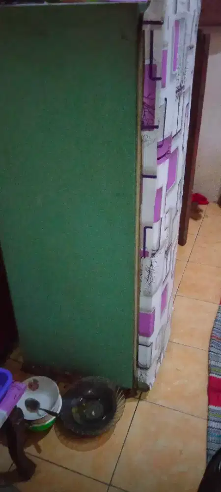 Lemari es bekas 1 pintu merk sanyo
