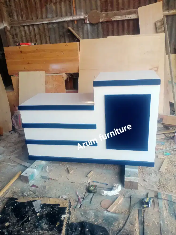 Meja kasir kayu finishing full duco 120
