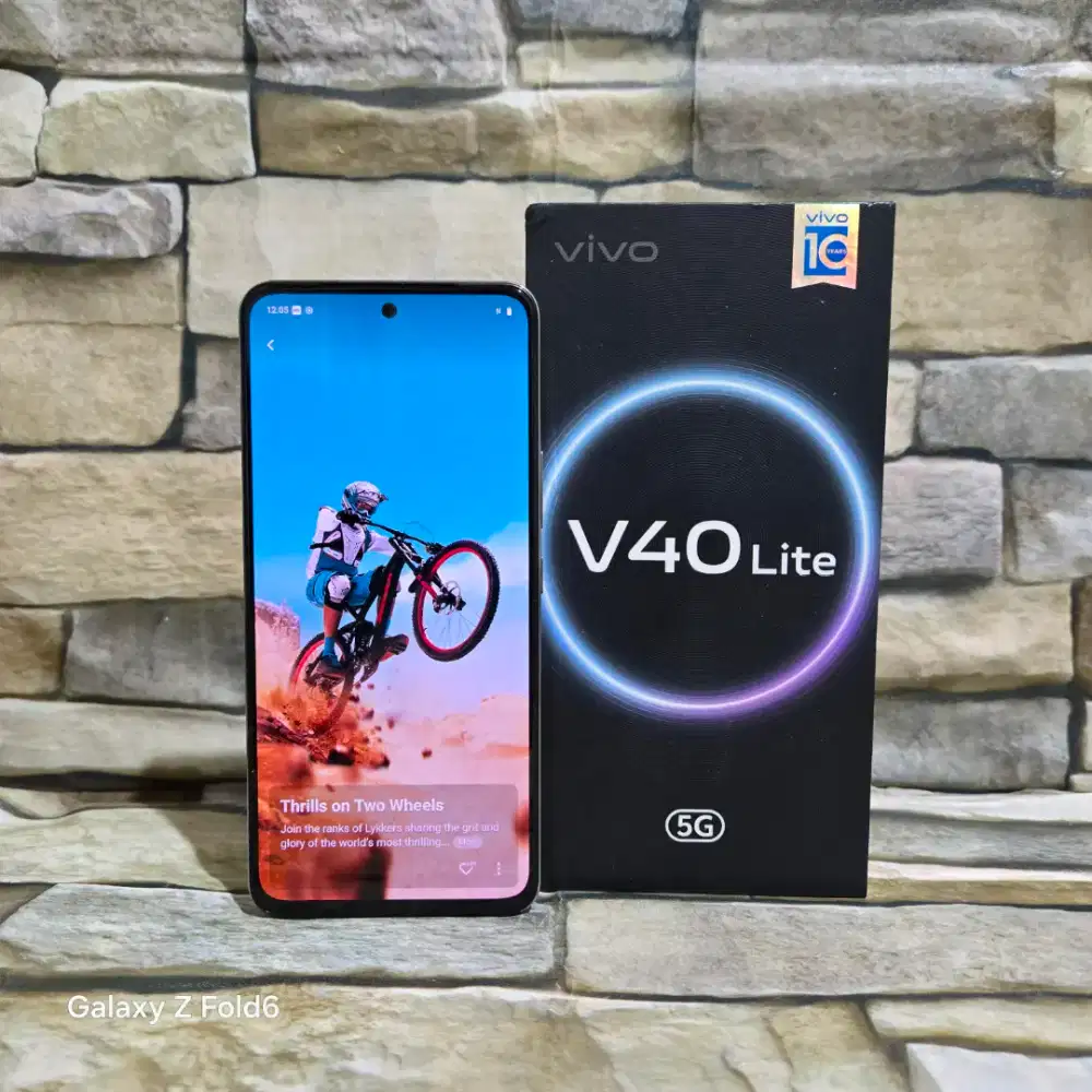 Vivo V40 Lite 5G 8/256 Silver Fulset segel mulus 95% Garansi panjang