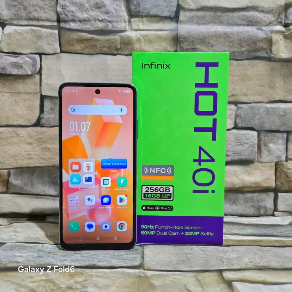Infinix Hot 40i 8/256 4G Fulset segel mulus 95% minus LCD bercak
