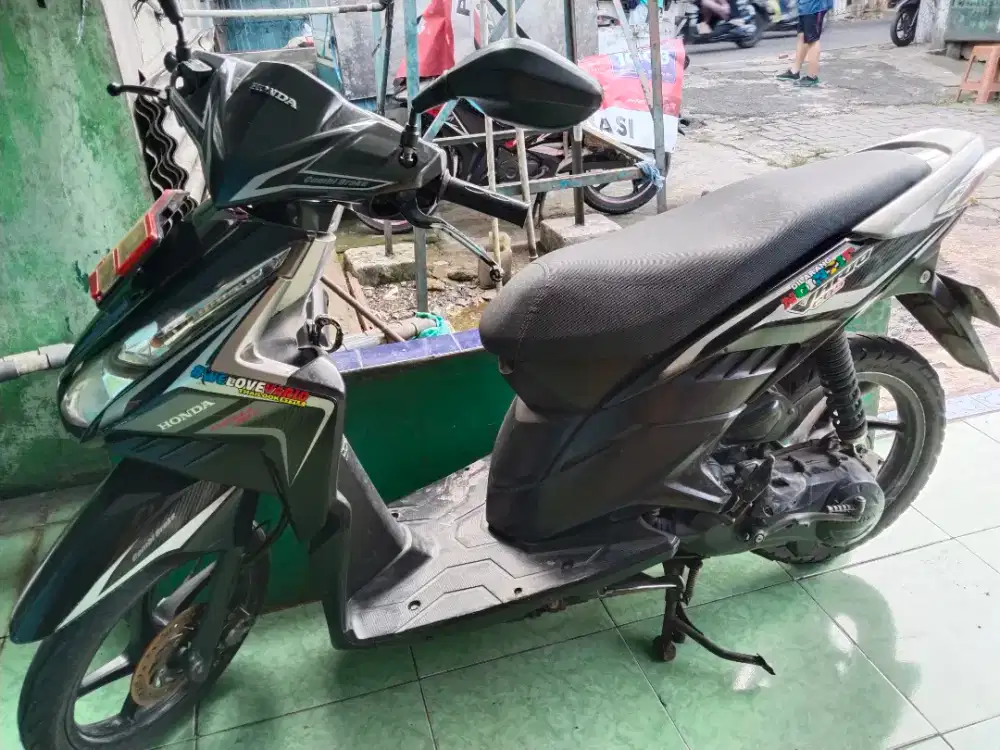 Di jual honda vario 2012