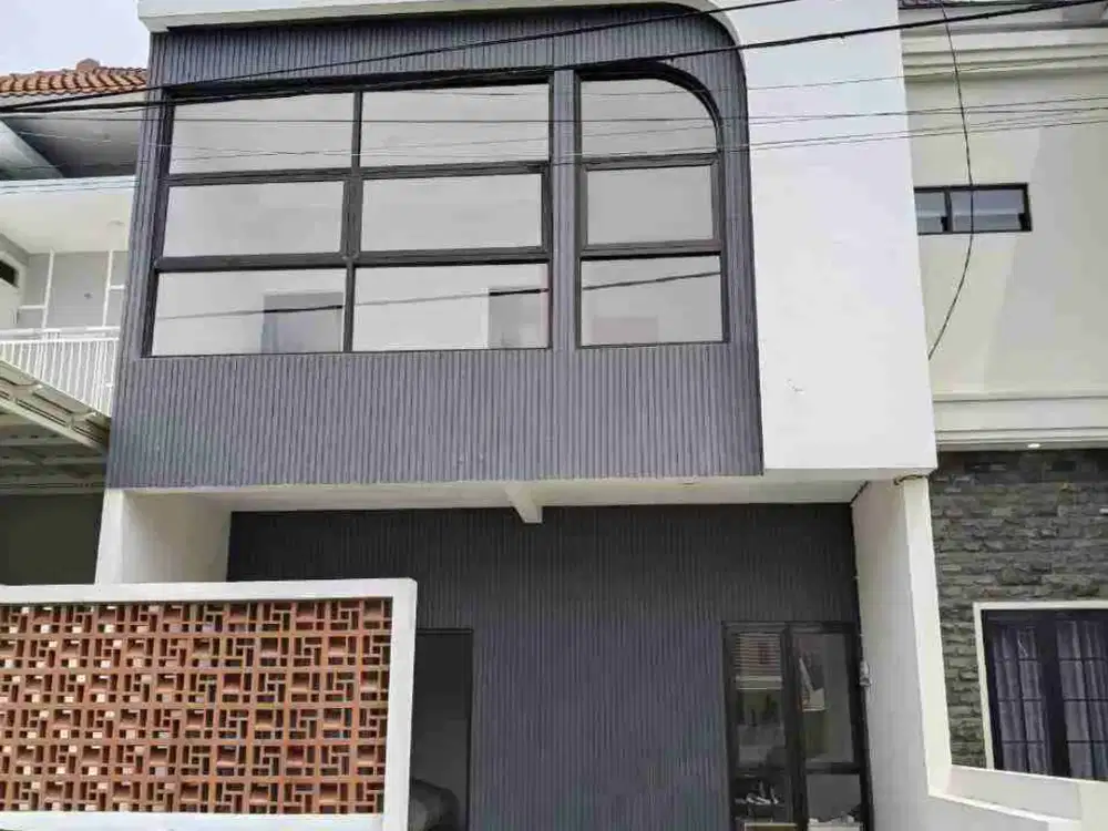 RUMAH MEWAH SIAP HUNI DEKAT SUHAT