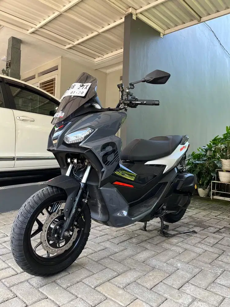 Aprilia SR GT 2022