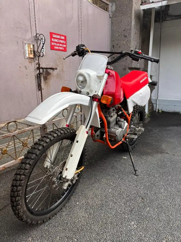Honda XR 200 Basic Tiger Custom Trail Jadul Trail Vintage Trail Trabas
