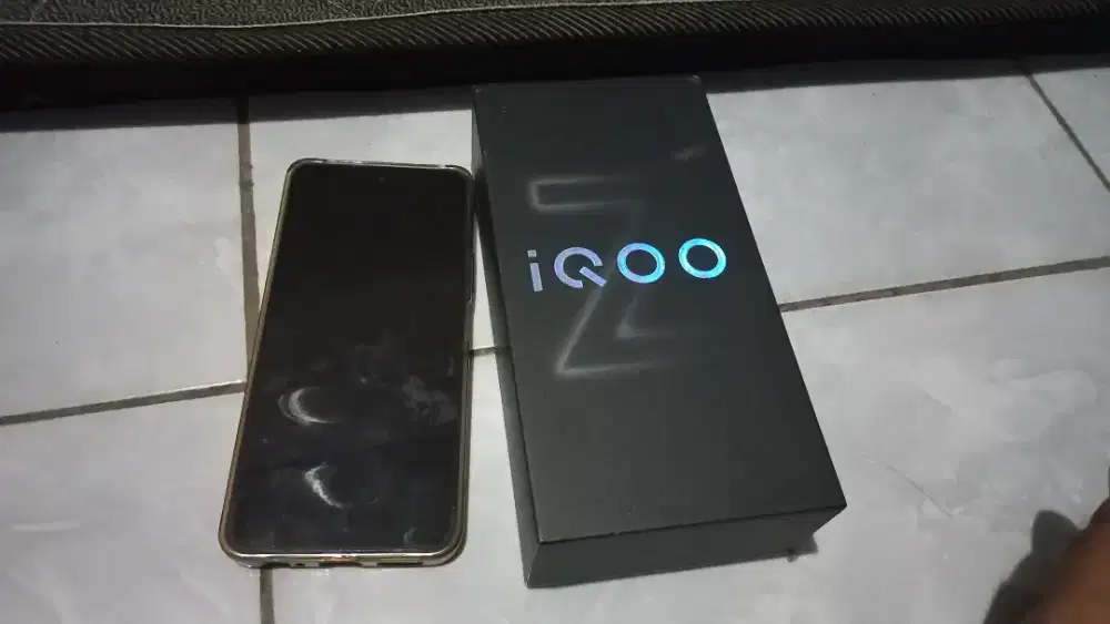 IQOO Z9x 5g 8/128Gb