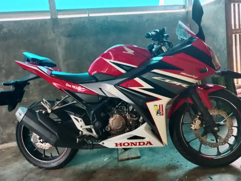 Honda CBR 150 Cc thn 2020