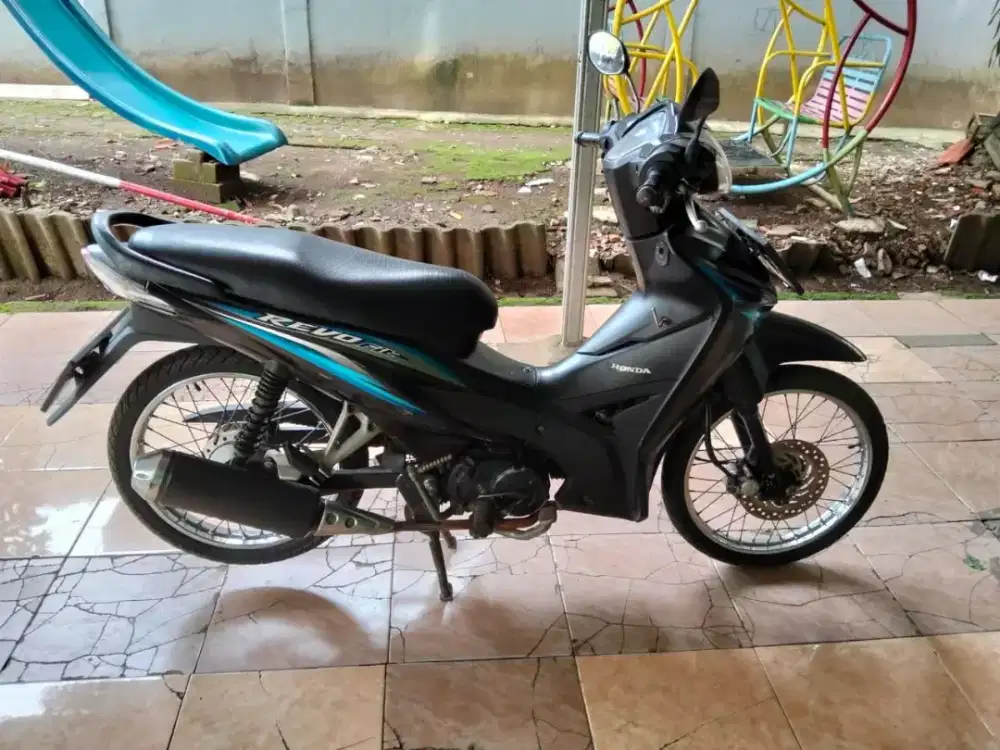 Honda revo fit 2011