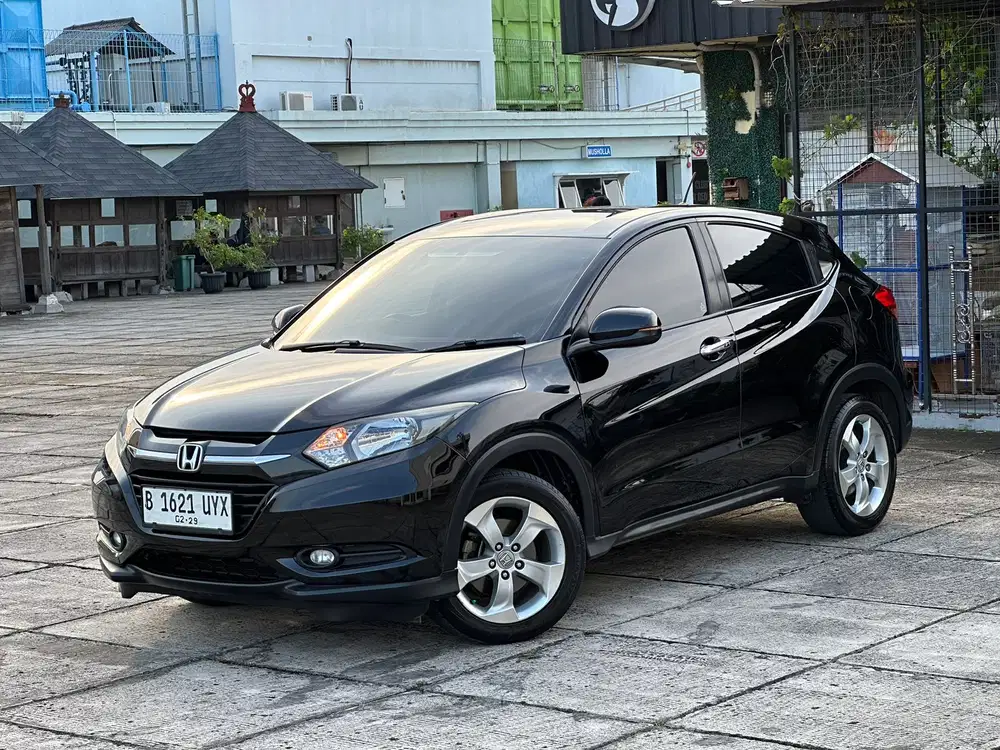CASH Honda HRV E CVT AT MATIC 2016 Bensin