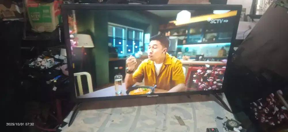 Dibeli tv ps34 bekas/ rusak mati eror