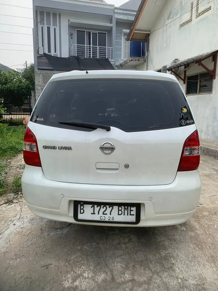 Nissan Grand livina 2012 Bensin