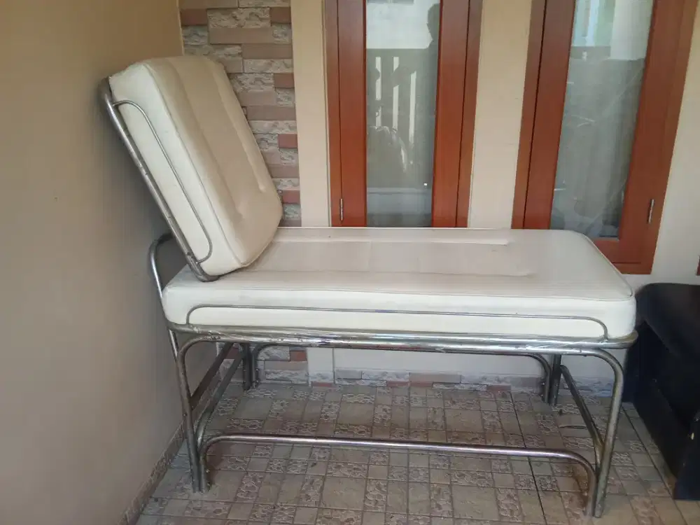 Dijual bed facial dan tpt cuci rambut