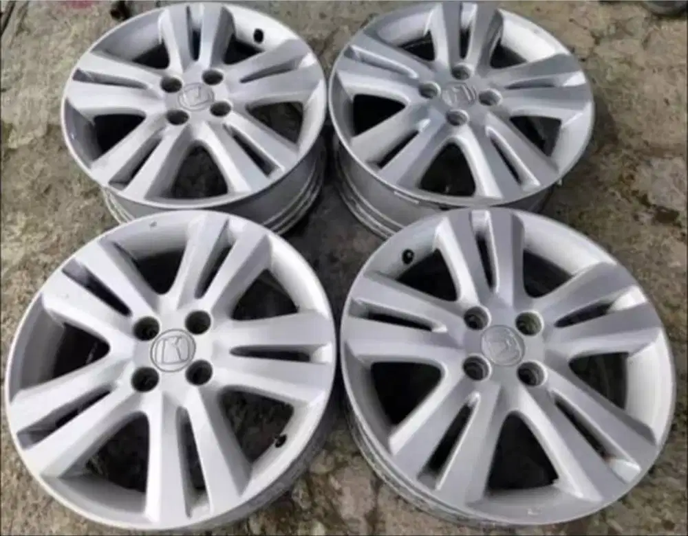 Velg oem jazz ge8 2010