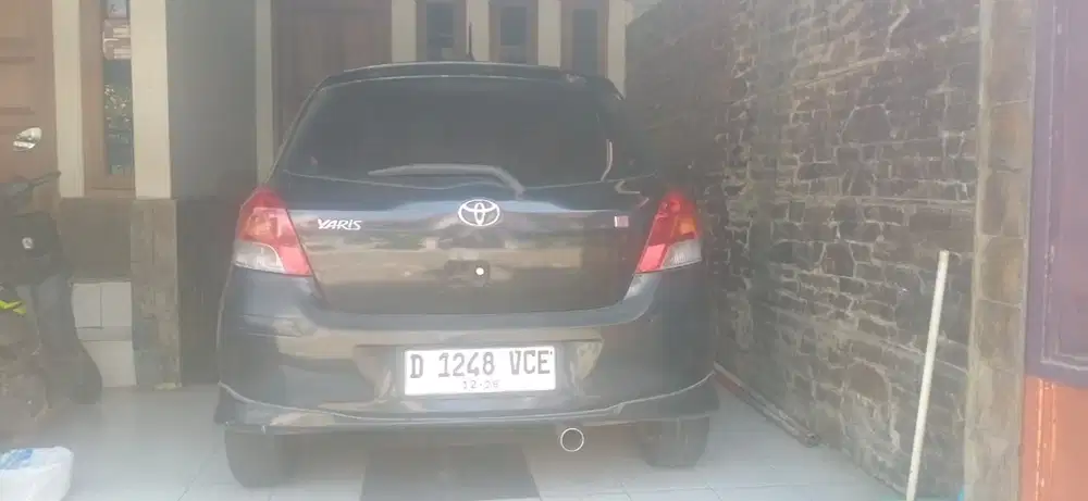 Toyota Yaris 2011 Bensin