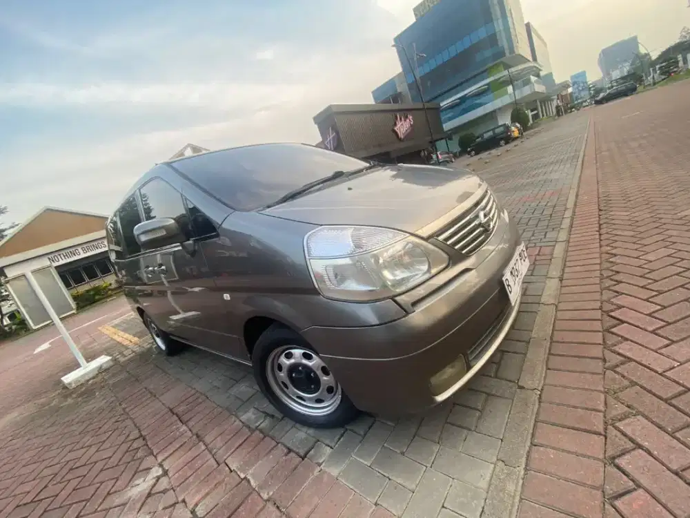 Nissan serena hws 2011