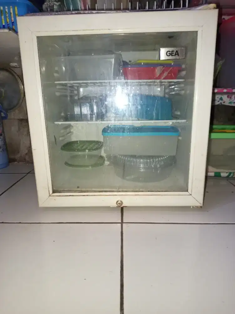 Showcase mini GEA 1 pintu