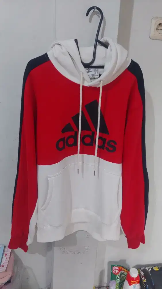 Dijual sweeter hoodie adidas size XL