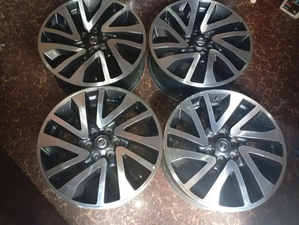 Velg Navara R18 Original Nissan Navara,Terra,dll