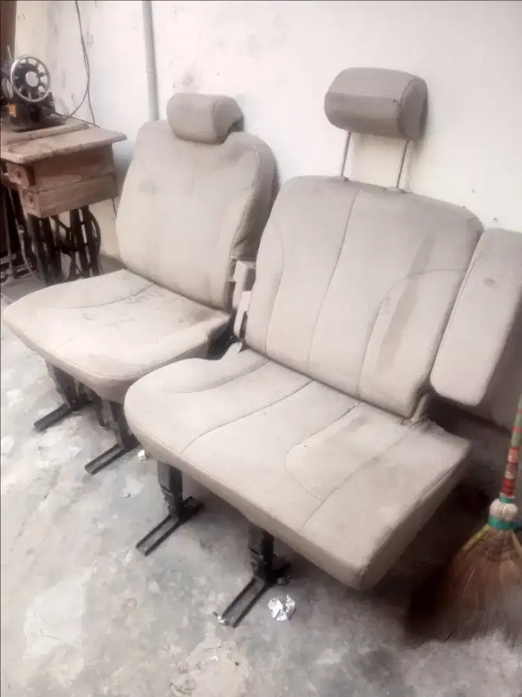 Jok daihatsu luxio