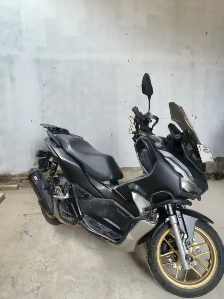 Honda ADV plat T