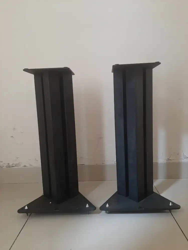 Stand Speaker Lovan Ballet II