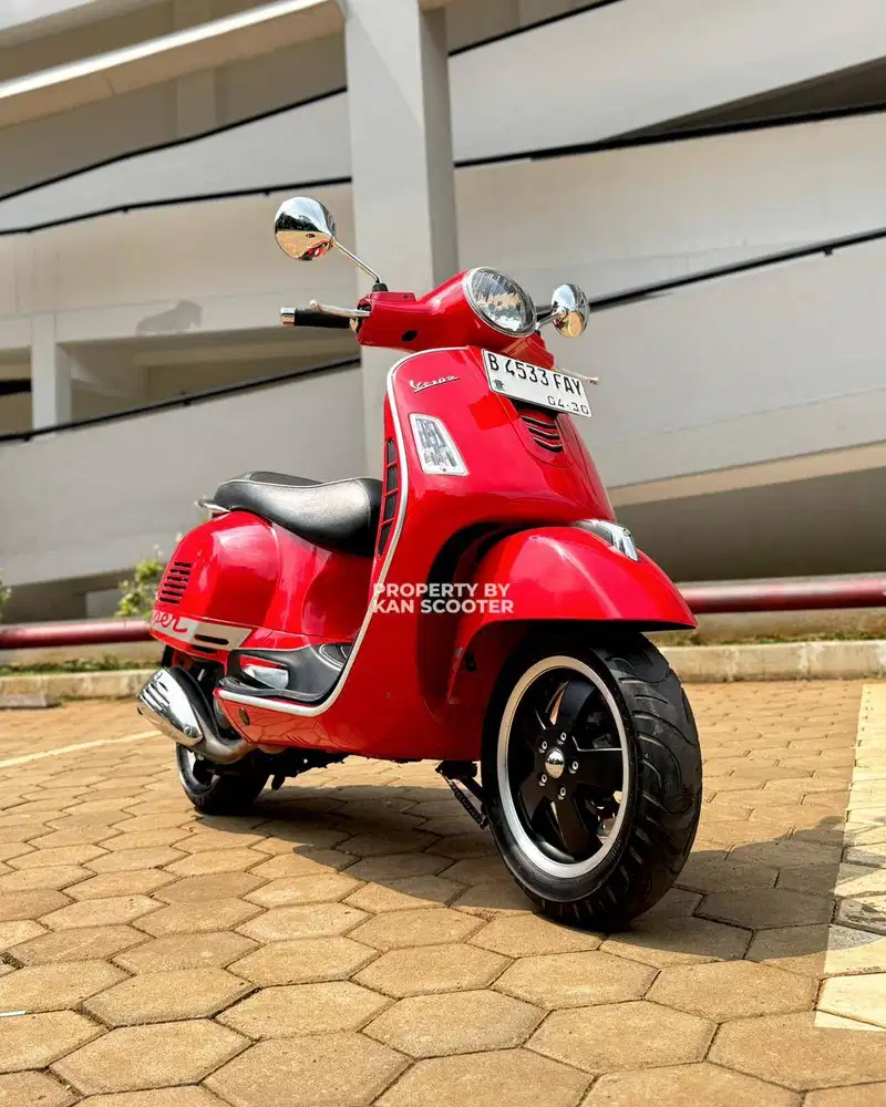 VESPA GTS 150 3V 2015 BERGARANSI
