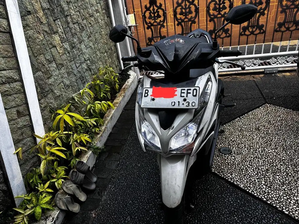 Jual Vario 125 KZR tahun 2015