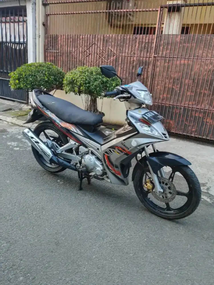 Yamaha Jupiter MX 135cc thn 2006 mesin halus siap pakai