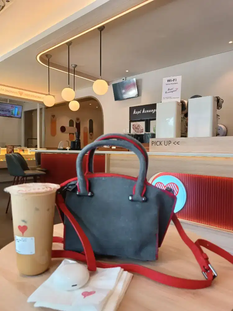 Tas fashion wanita mewah