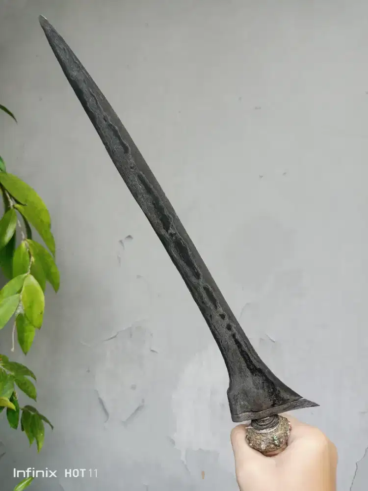 Keris brojol sepuh