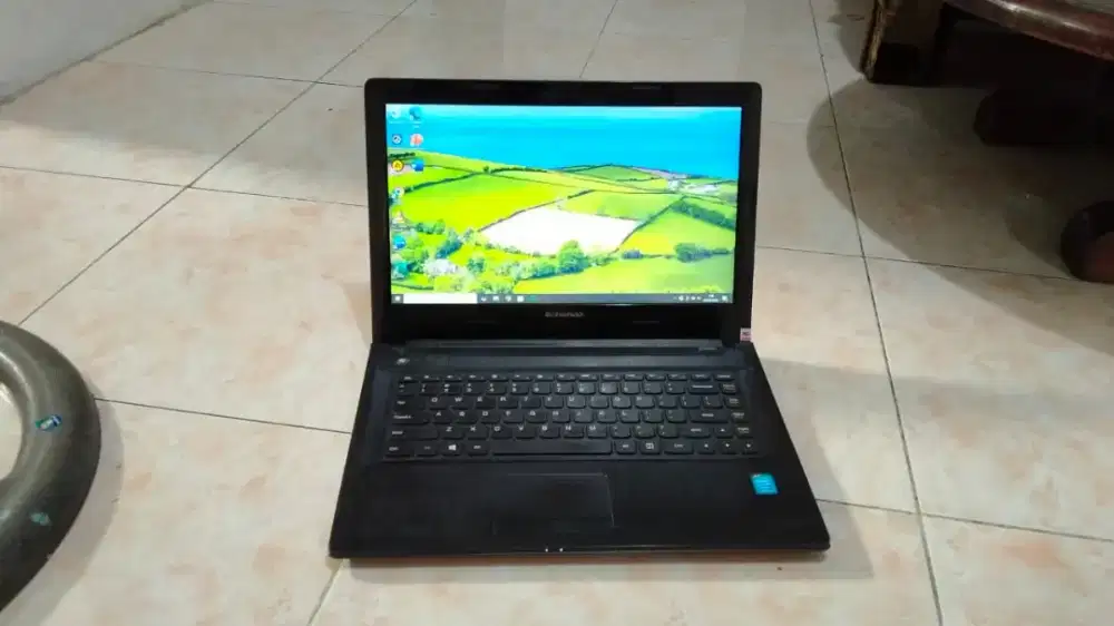 Laptop Lenovo Slim i3/SSD256GB/RAM 8GB Lancar