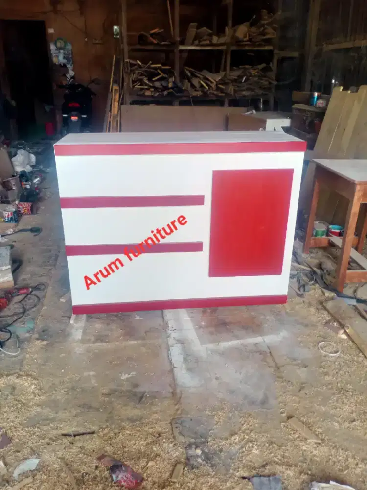 Meja kasir kayu finishing full Duco 100