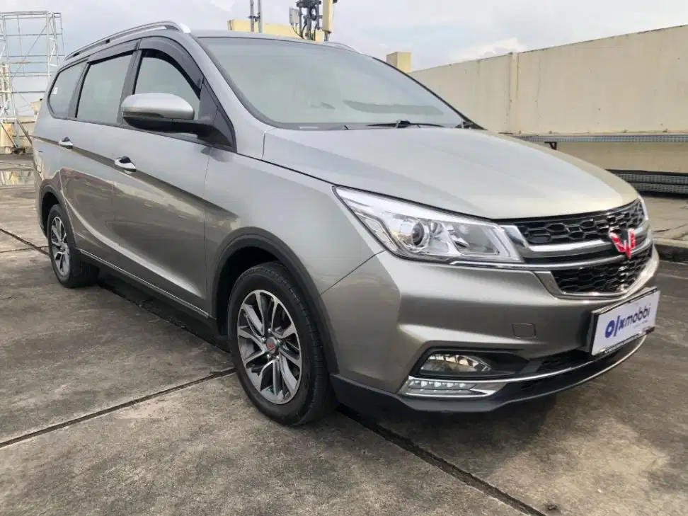 DP RENDAH Wuling Cortez 1.5 CT L Bensin-AT 2021 TRR B