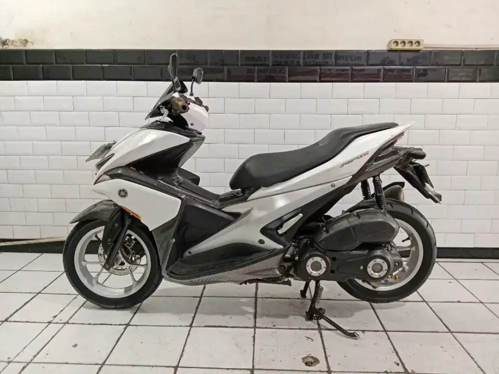 Yamaha aerox abs tahun 2017 bagus