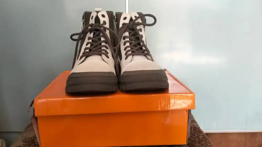 Dijual sepatu boots