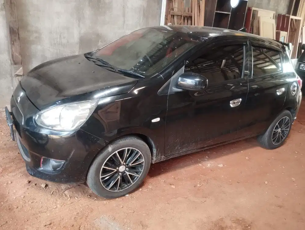 Mitsubishi Mirage 2015 Bensin