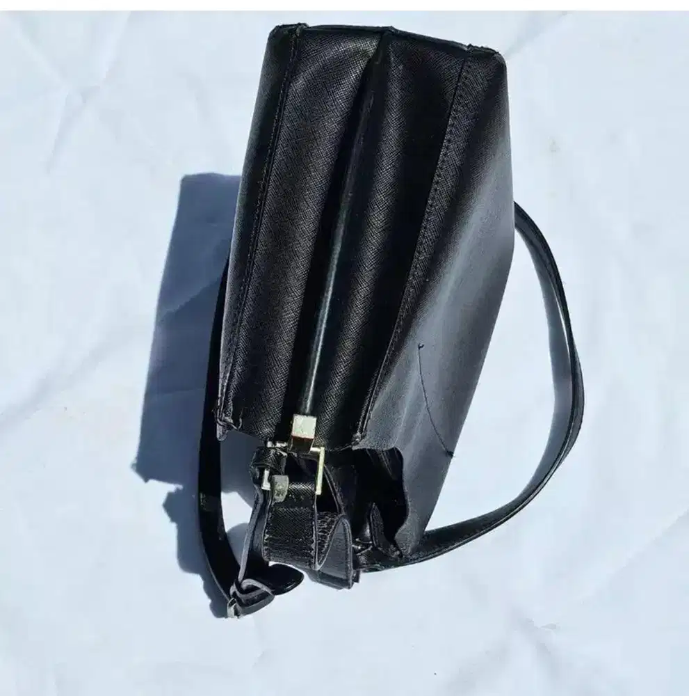 Tas Preloved cocok untuk kantoran