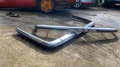 Bumper Mercedes Mini 74