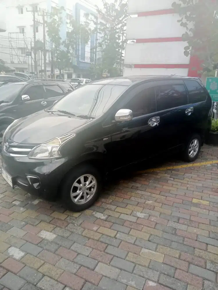 Toyota Avanza 2012 Bensin