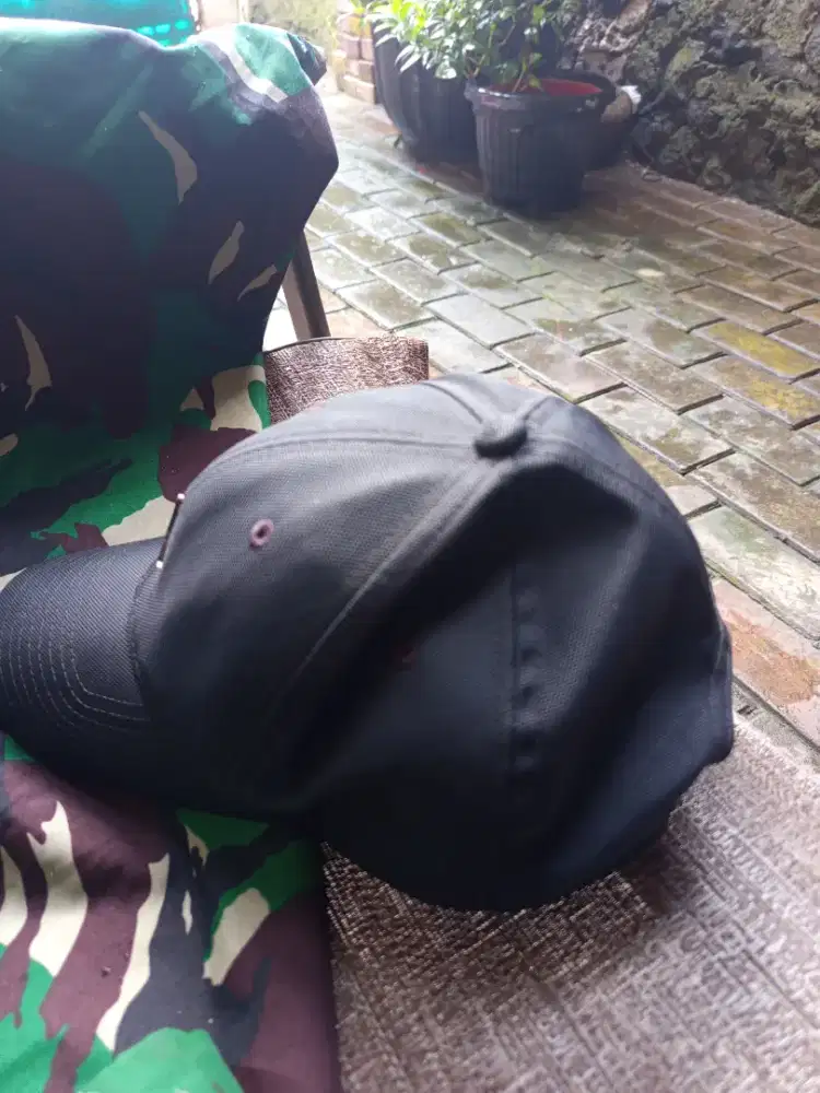 Topi Jordan asli