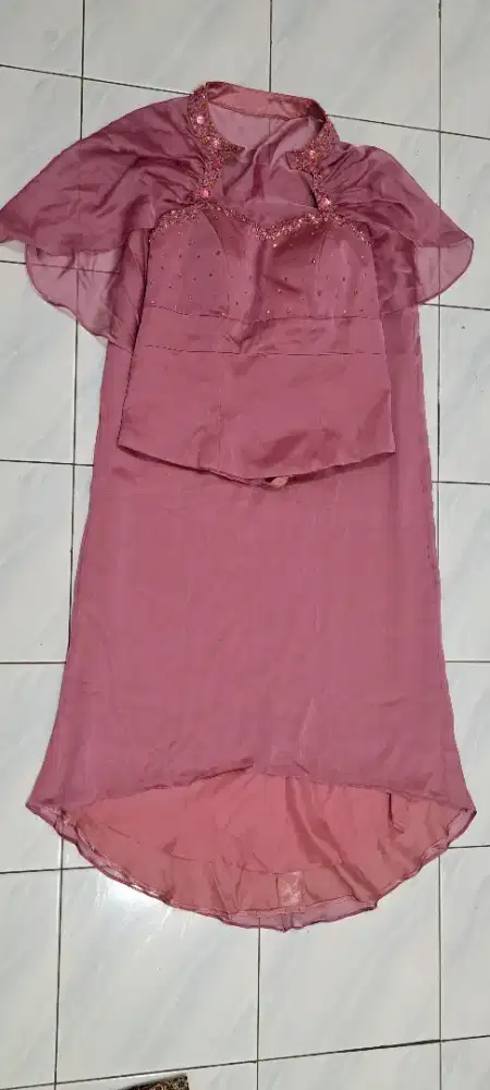 Baju Pesta Mewah Fushia
