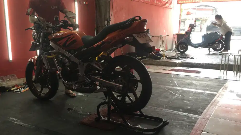 Dijual Motor pribadi Kawasaki ninja R convert  ss 150cc