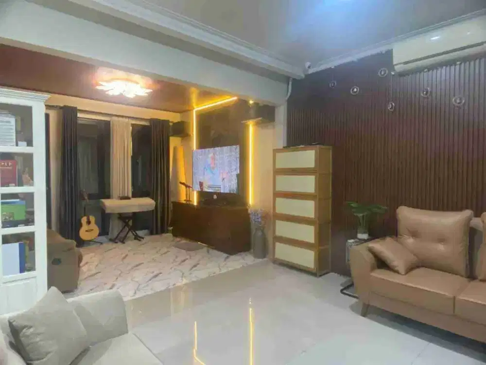 DIJUAL RUMAH MURAH 2 LANTAI SUDAH SIAP HUNI DI CLUSTER BARU KOTA WISATA!
