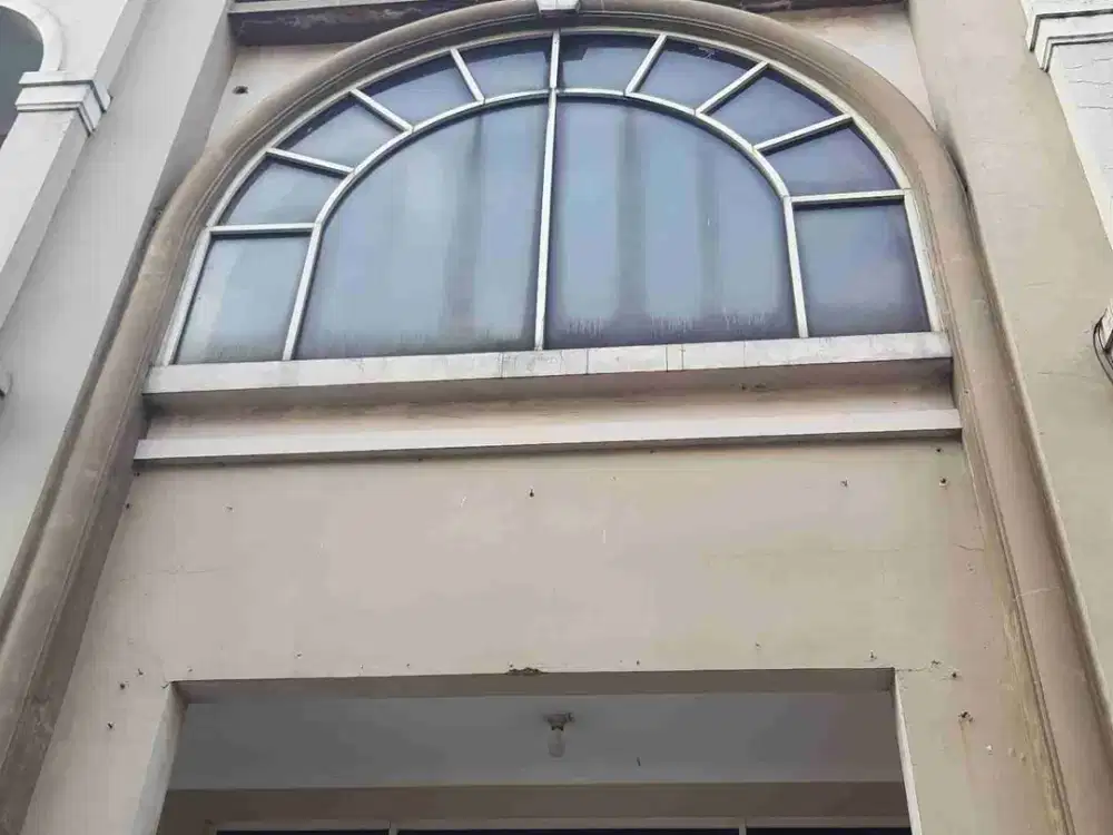 Ruko Grand Galaxy City Disewakan Boulevard Raya