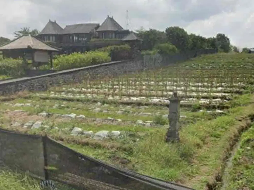 Tanah los pantai 

daerah yeh Gangga Tabanan sebelah hotel wakagangga