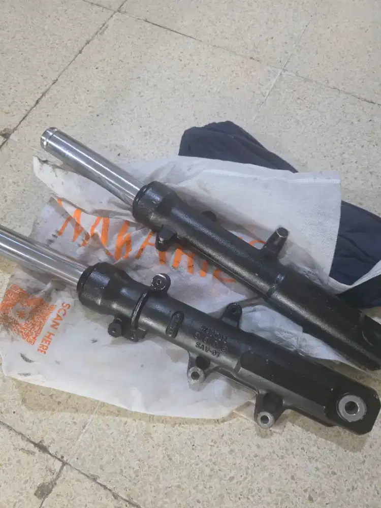 Shock depan copotan honda forza 250