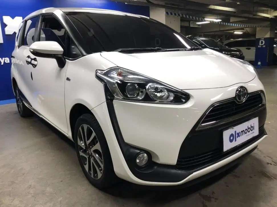 DP RENDAH Toyota Sienta 1.5 V Bensin-AT 2019 SIQ B