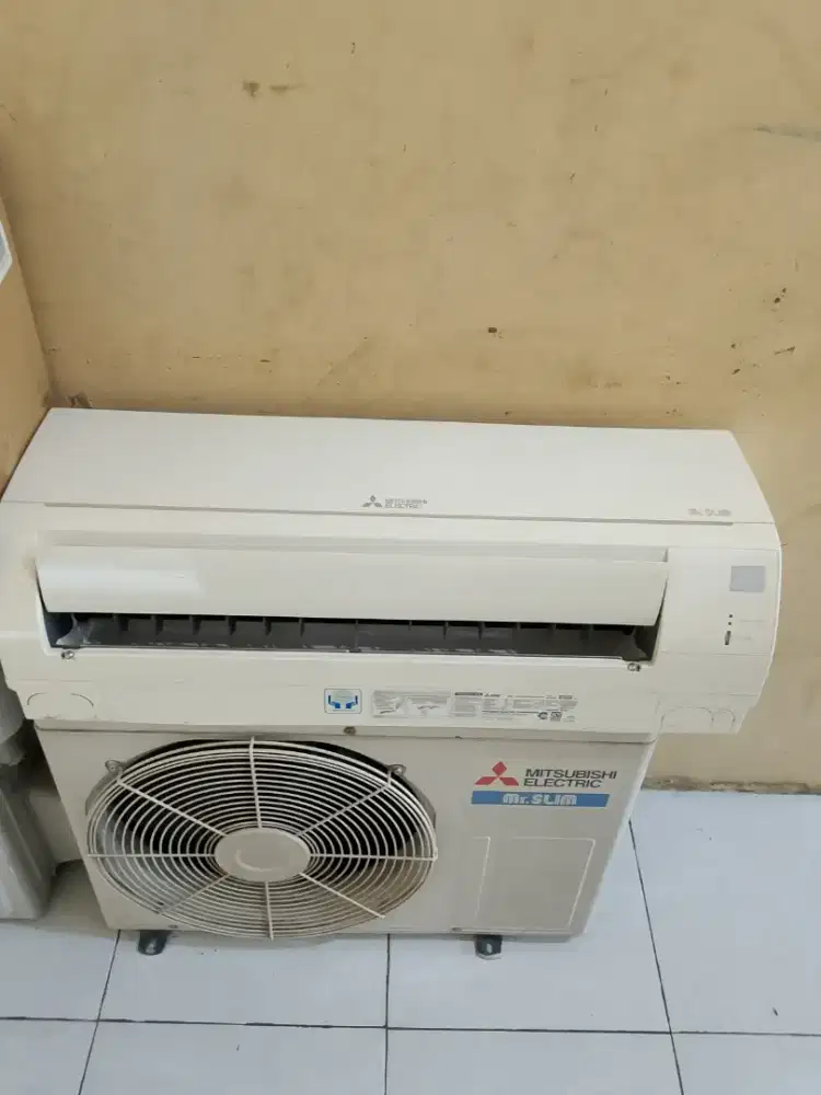 AC MITSUBISHI 1½PK cocok untuk ruang tamu dan kantor
