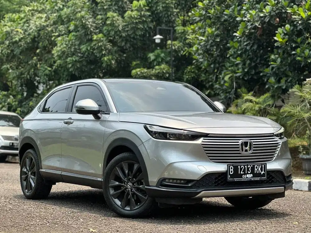 HONDA NEW HRV SE AT 2022 ABU FULLSET LOW KM ISTIMEWA